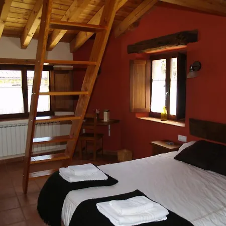 Hotell Rural Piedra Abierta 3*